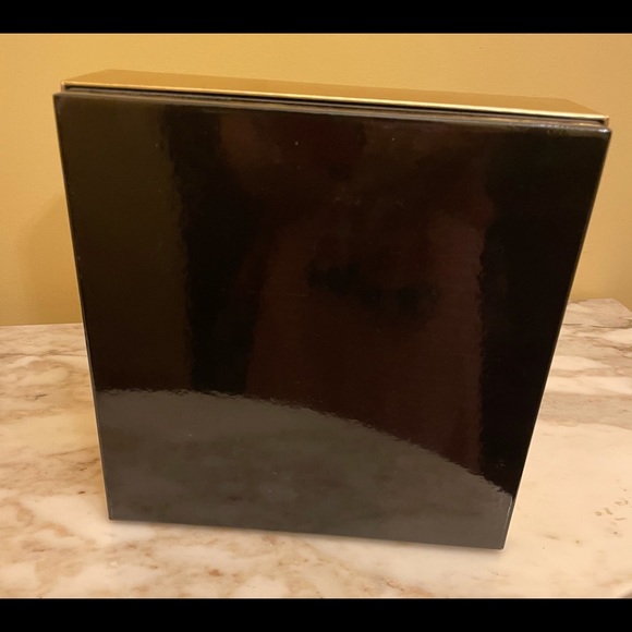 Chanel box only - Picture 4 of 6